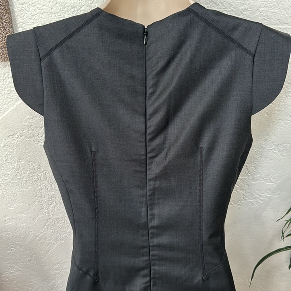TED BAKER LONDON Women’s Gray Tailored Mini Dress Size 1 (US 2-4) EUC - Picture 4 of 17